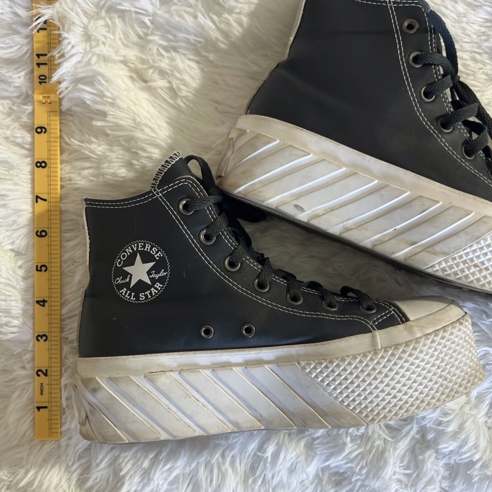 Chuck Taylor All Star Lift 2X Platform Matte Metallic Sneakers - Picture 5 of 13